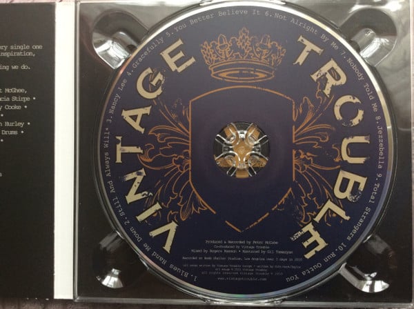 Vintage Trouble-3