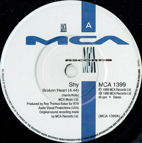 Shy (5)-2