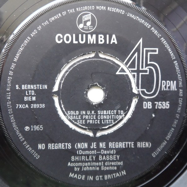 Shirley Bassey-1