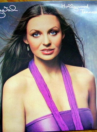 Crystal Gayle-0