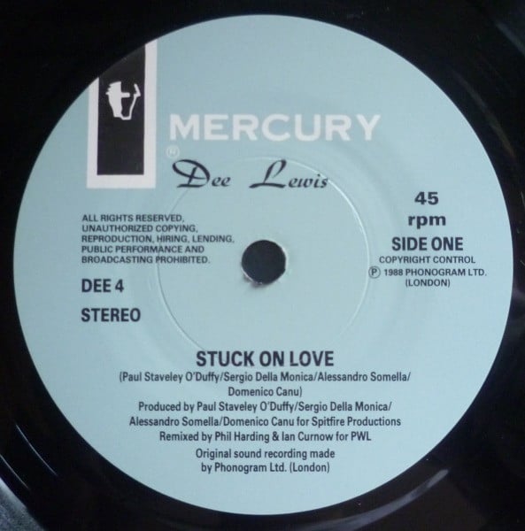 Dee Lewis-2