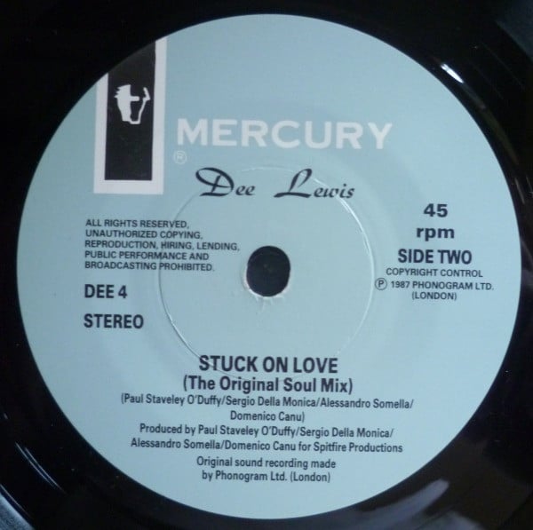 Dee Lewis-3