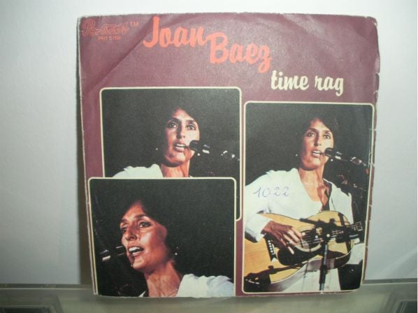 Joan Baez-0
