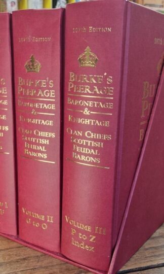 Burke's Peerage, Baronetage and Knightage: Clan Chiefs, Scottish Feudal Barons : Charles Mosley (ed.)