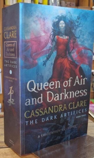 Queen of Air and Darkness (Signed) : Cassandra Clare