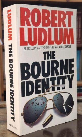 The Bourne Identity : Robert Ludlum