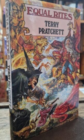 Equal Rites : Terry Pratchett