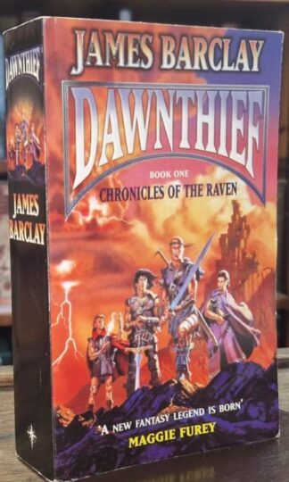Dawnthief: Chronicles of the Raven 1 : James Barclay