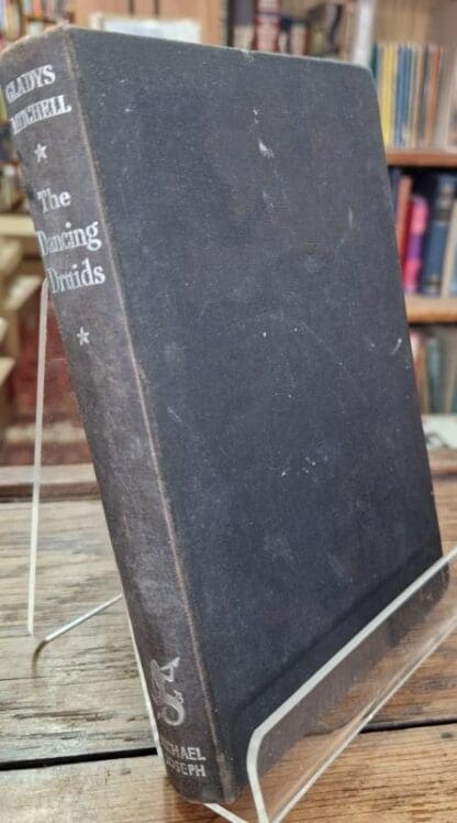 The Dancing Druids : Gladys Mitchell