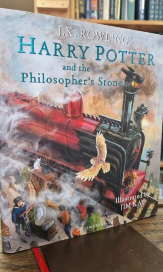 Harry Potter and the Philosopher’s Stone: Illustrated Edition : J.K. Rowling