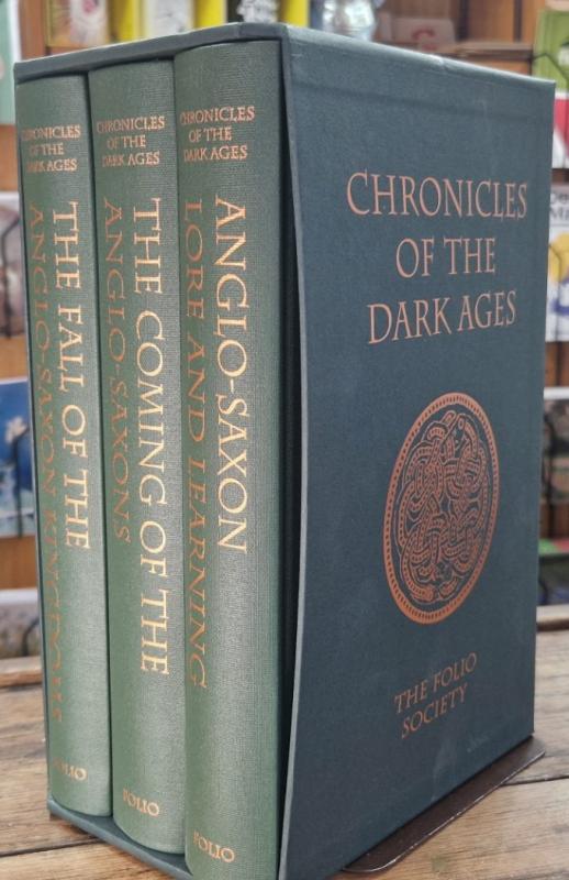 Chronicles of the Dark Ages : Richard Barber (ed.)