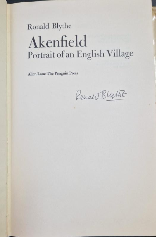 Akenfield. Portrait of an English Village (Signed) : Ronald Blythe - Image 2