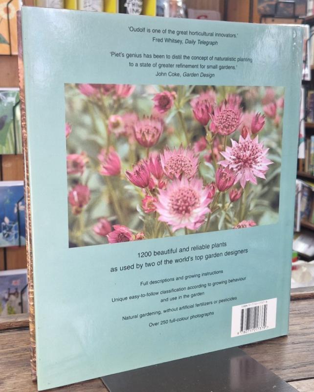 ream Plants for the Natural Garden : Henk Gerritsen and Piet Oudolf - Image 2